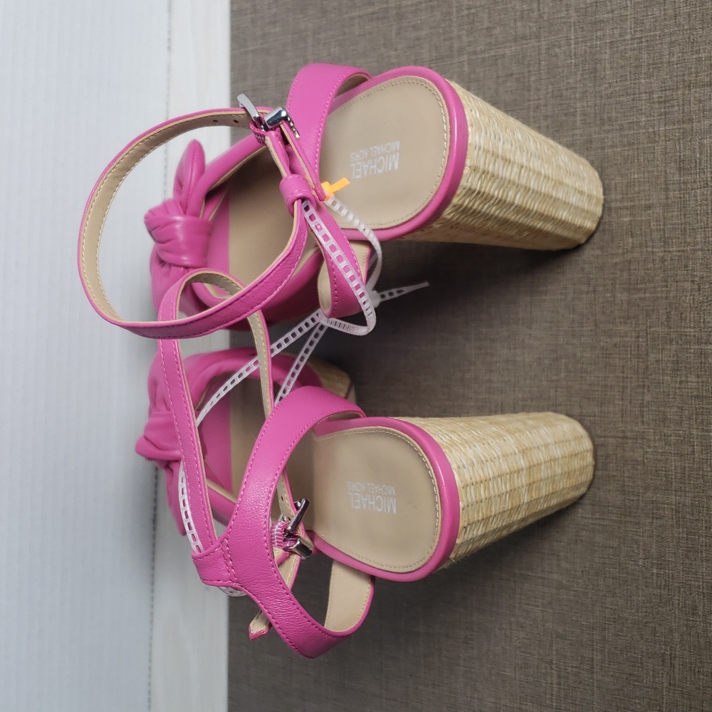 Michael Kors‎ Sadie Pink  Leather Bow Platform Sandals - SZ 8.5 - NWOT - Picture 5 of 11